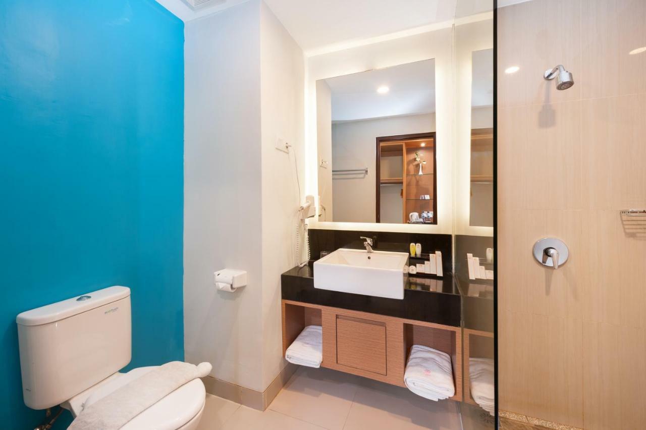 Nava Hotel Tawangmangu Extérieur photo
